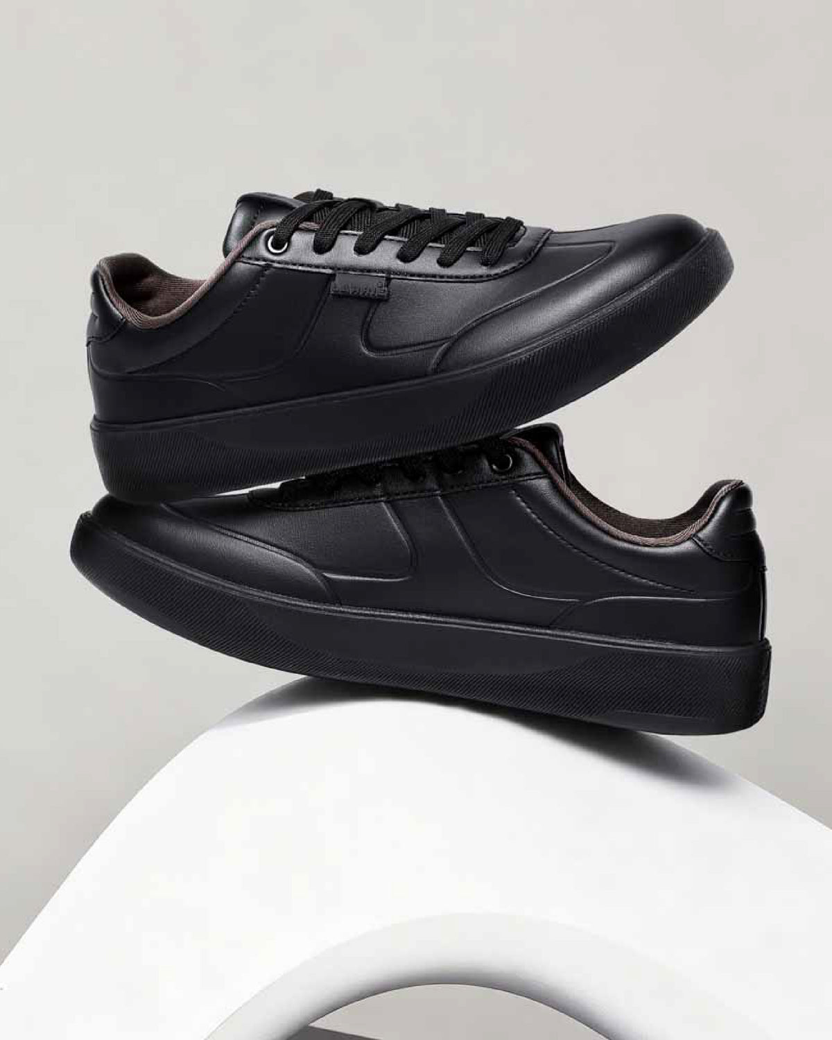Black Classic Comfort Ease Sneakers