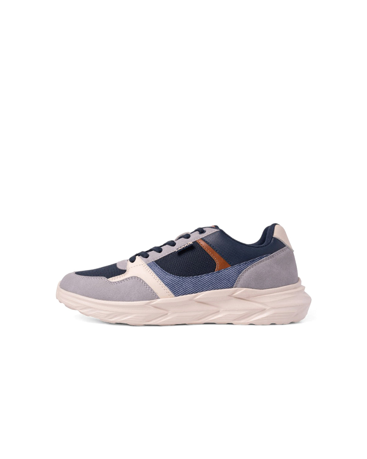 Casual Comfort Ride Soft Move Sneakers